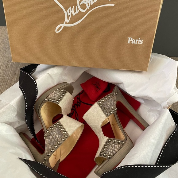 Christian Louboutin Hassaneta 120 Version Grey - Picture 11 of 12